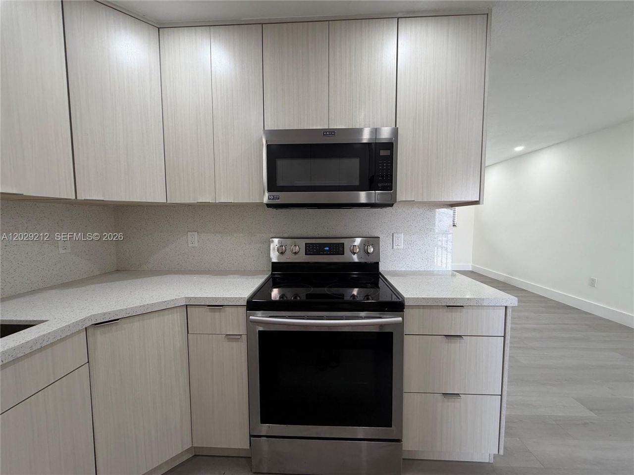 3021 W 76th St , Unit C-201, Hialeah, FL 33018 Photo