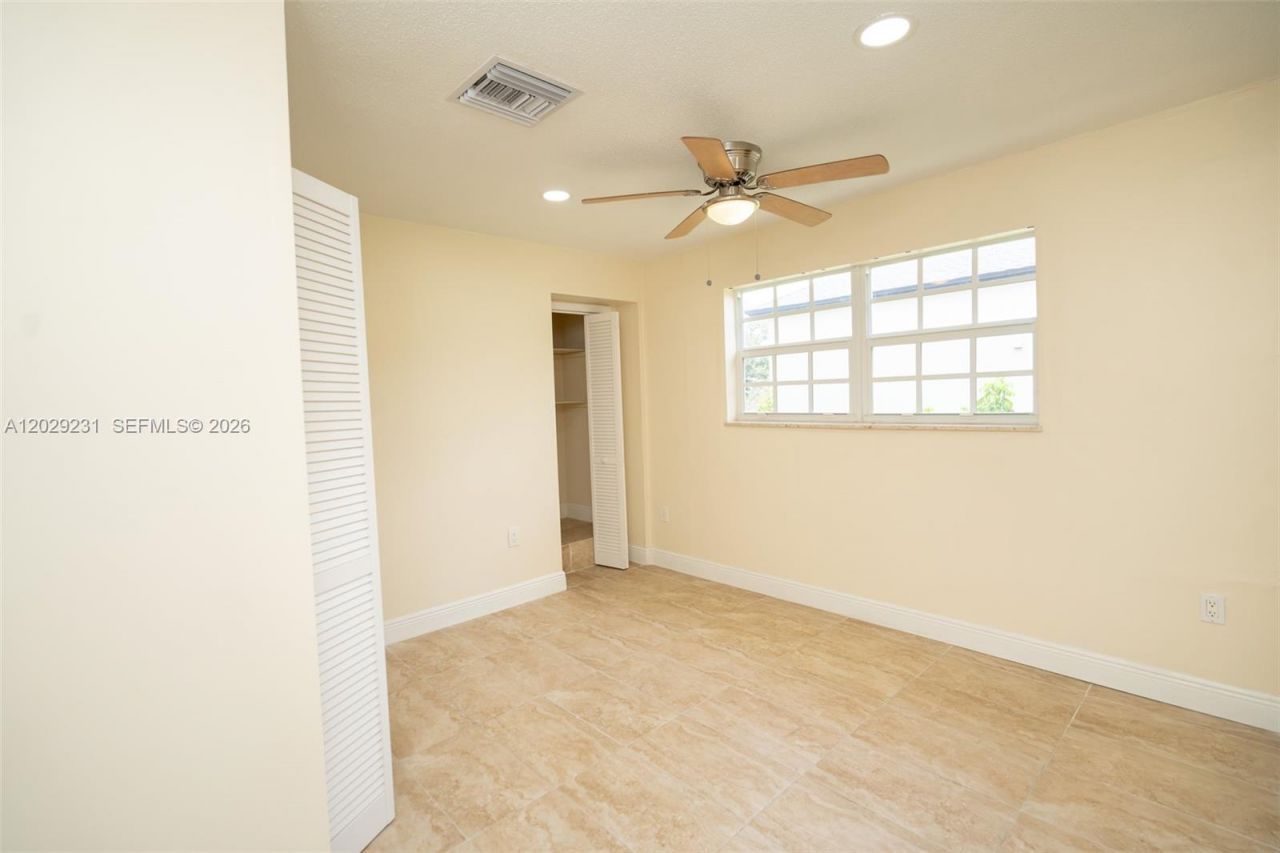 5613 Pierce St , Unit 1, Hollywood, FL 33021 Photo