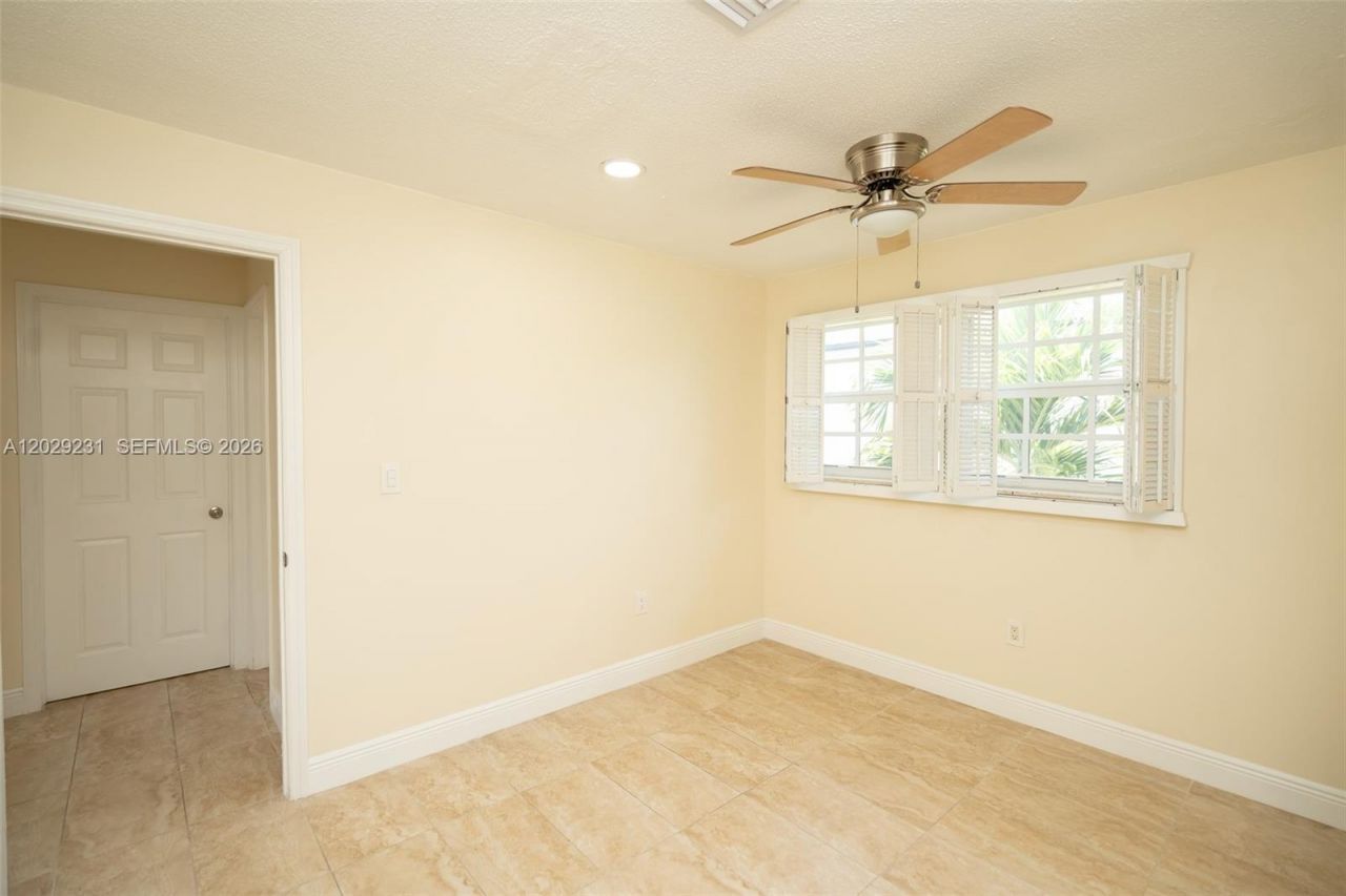 5613 Pierce St , Unit 1, Hollywood, FL 33021 Photo