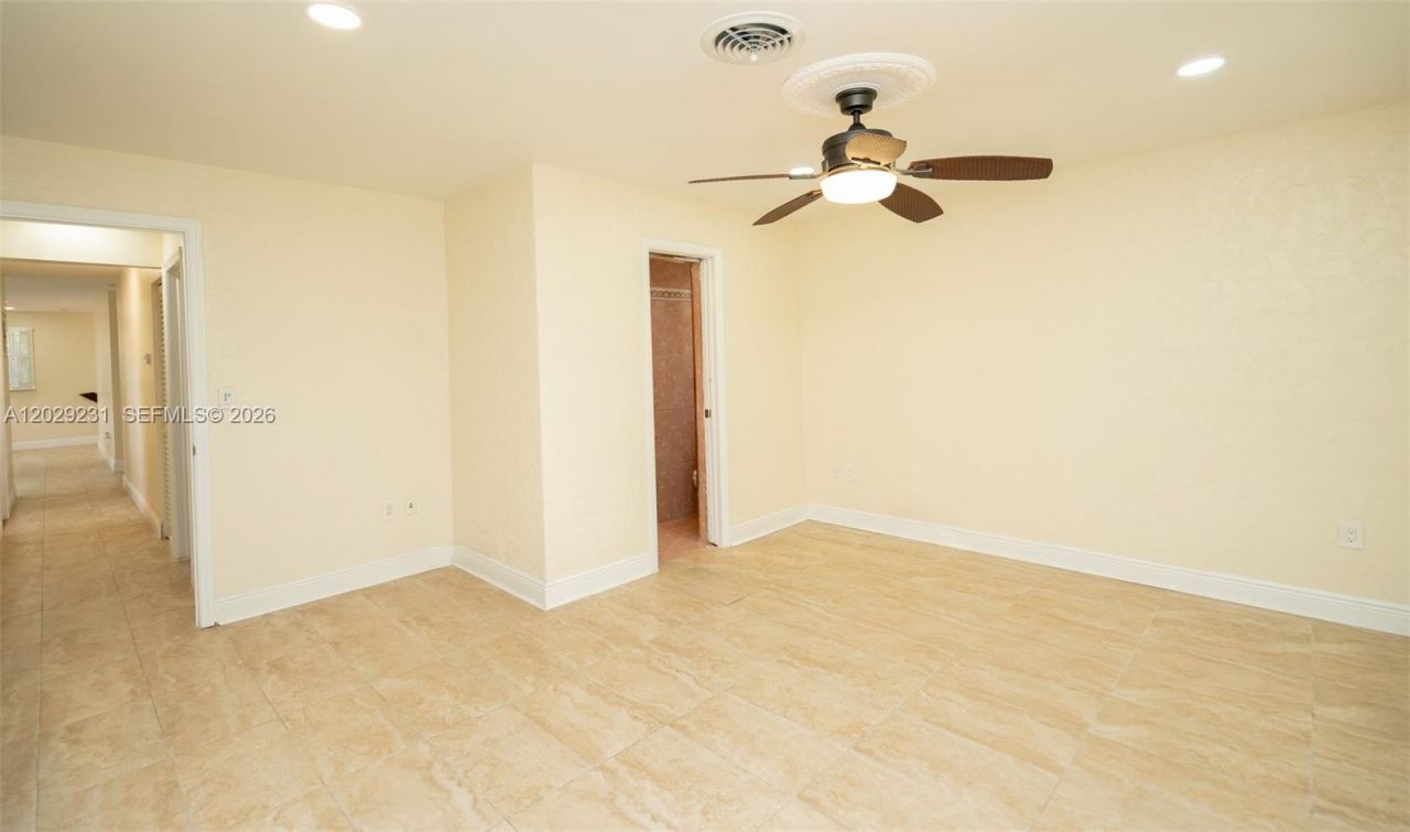 5613 Pierce St , Unit 1, Hollywood, FL 33021 Photo