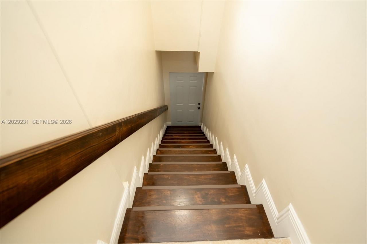 5613 Pierce St , Unit 1, Hollywood, FL 33021 Photo