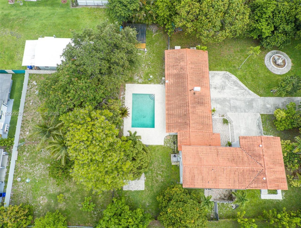 5613 Pierce St , Unit 1, Hollywood, FL 33021 Photo