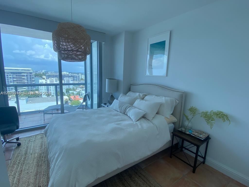 6799 Collins Ave , Unit 1501, Miami Beach, FL 33141 Photo