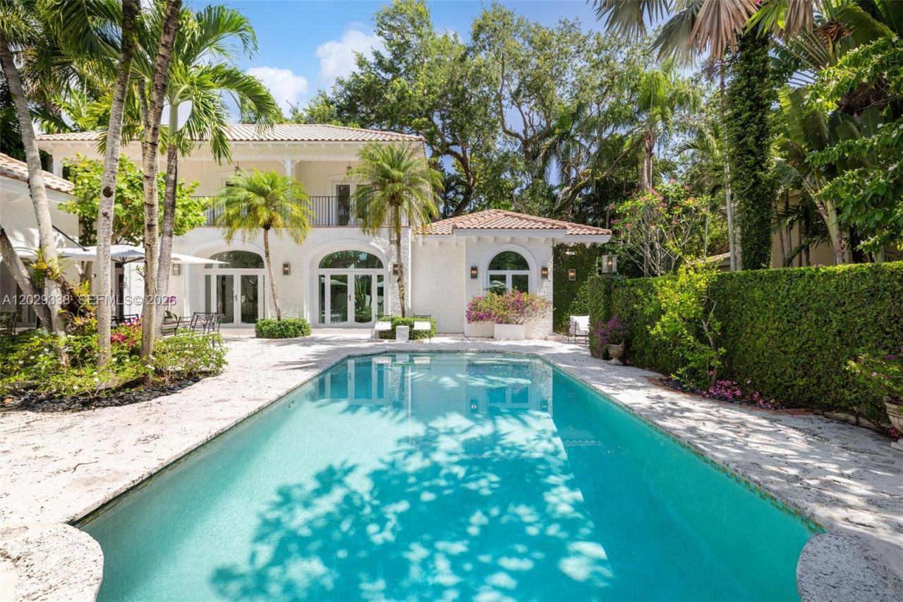 3845 Wood Ave , Miami, FL 33133 Photo