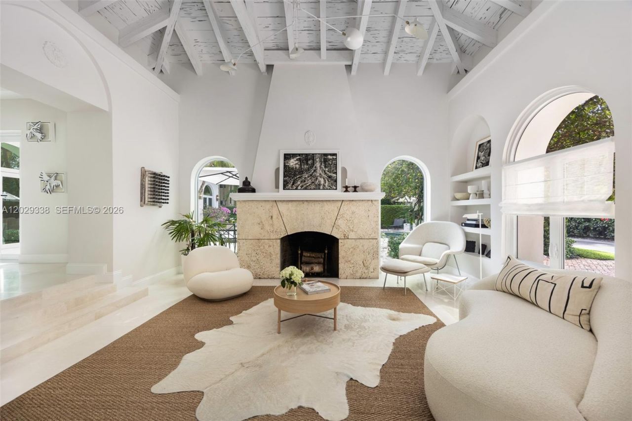 3845 Wood Ave , Miami, FL 33133 Photo