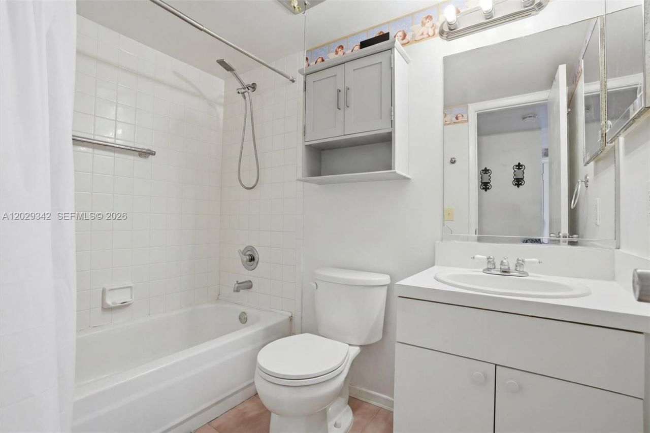 14873 SW 104th St , Unit 6-203, Miami, FL 33196 Photo
