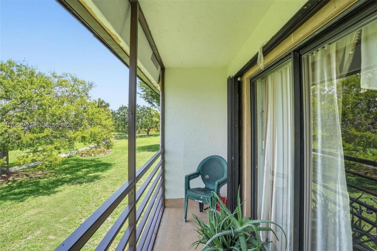 14873 SW 104th St , Unit 6-203, Miami, FL 33196 Photo