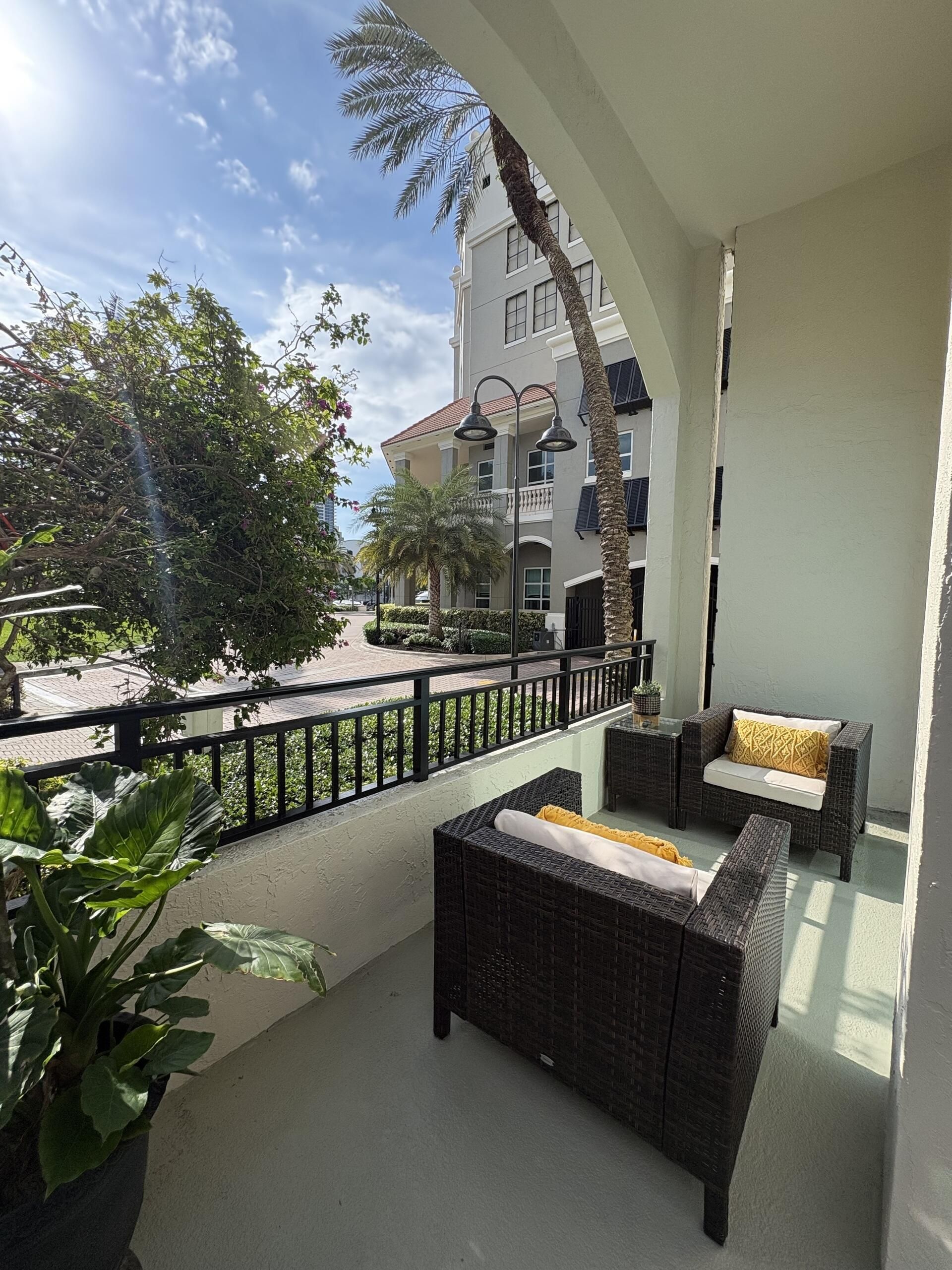 610 W Las Olas Blvd , Unit 117N, Fort Lauderdale, FL 33312 Photo