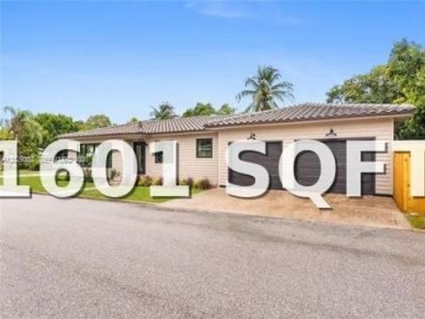 801 S Palmway, Lake Worth, FL 33460