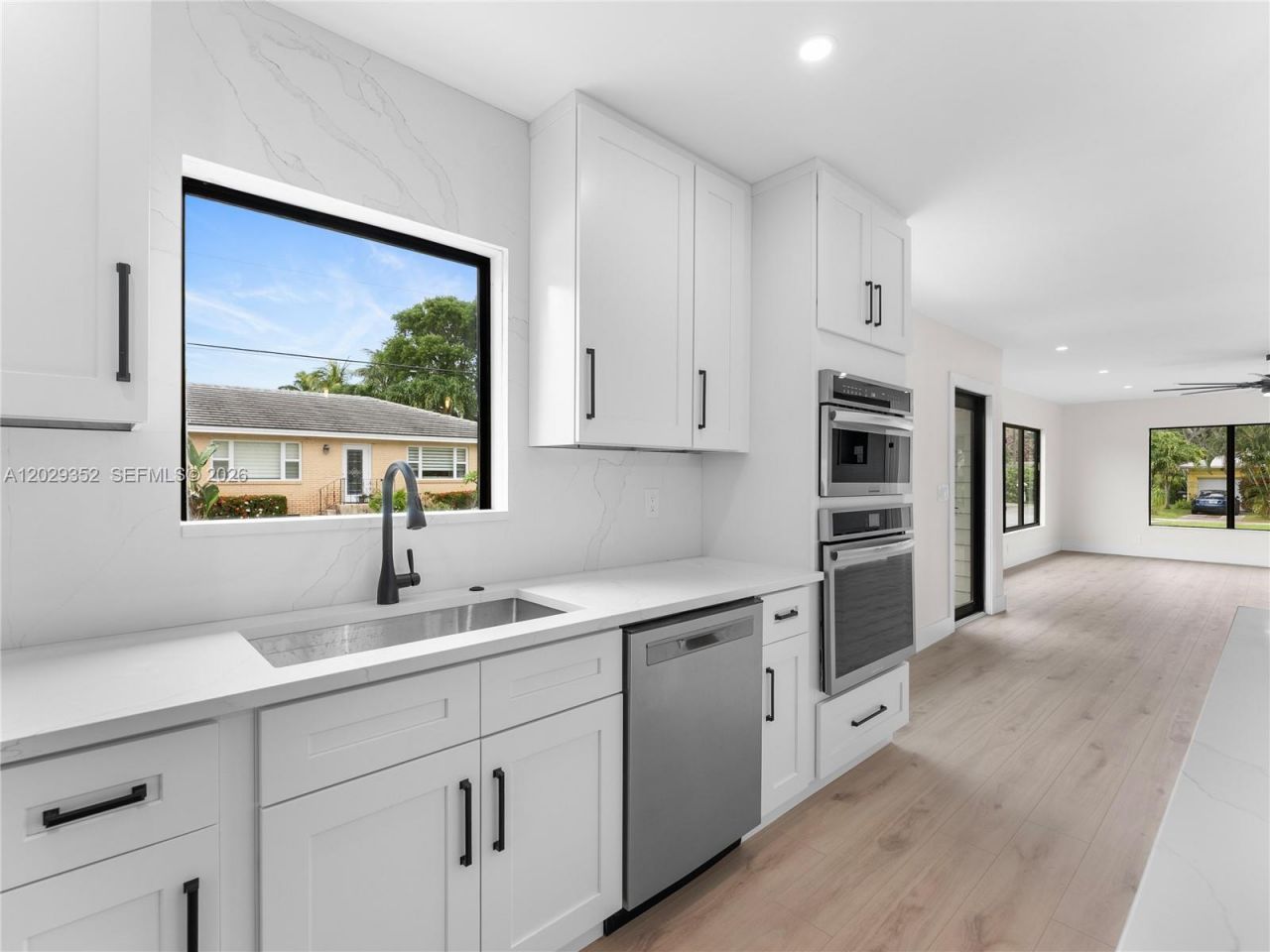 801 S Palmway, Lake Worth, FL 33460 Photo