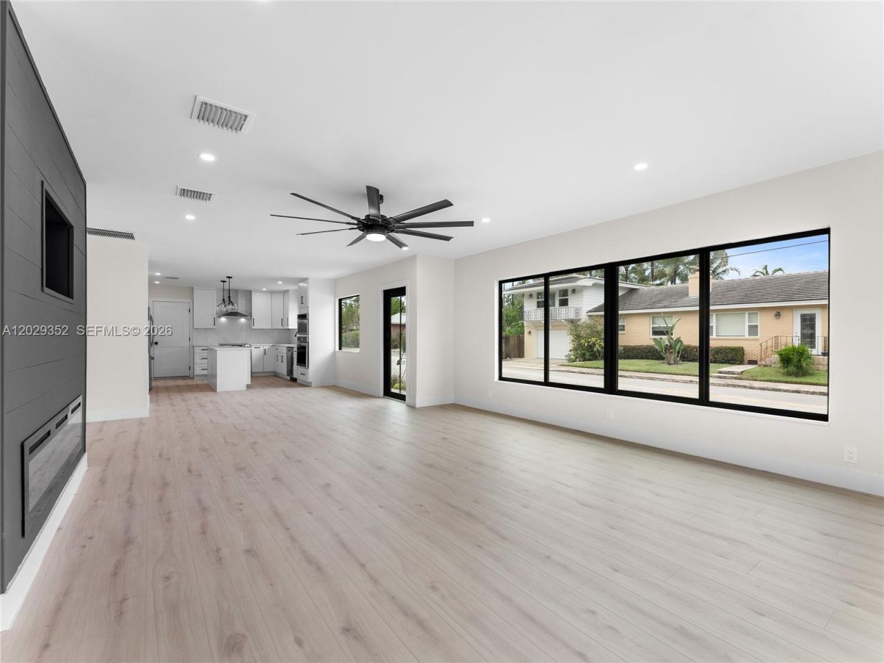 801 S Palmway, Lake Worth, FL 33460 Photo