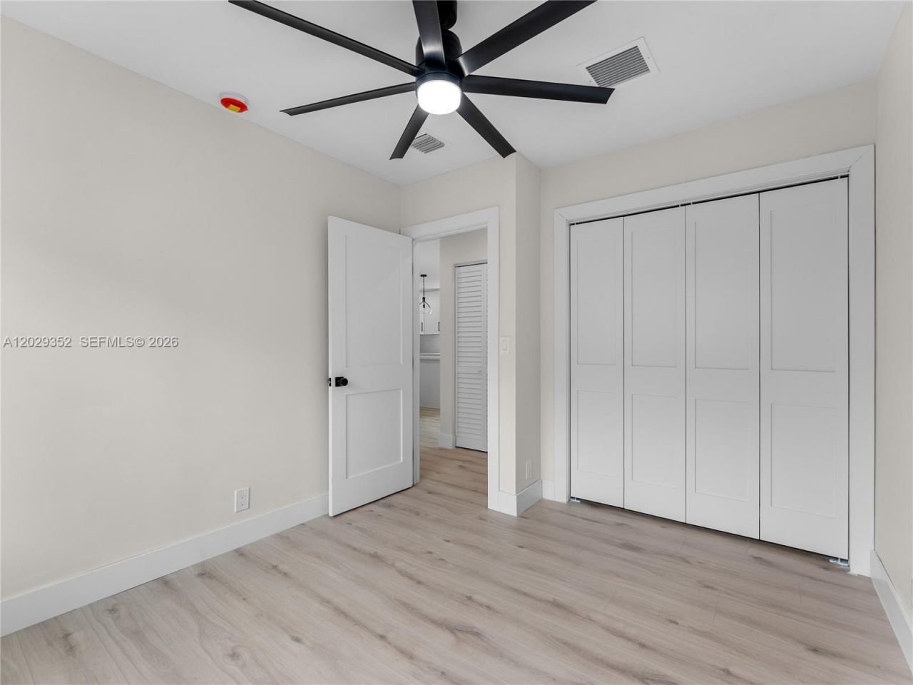 801 S Palmway, Lake Worth, FL 33460 Photo