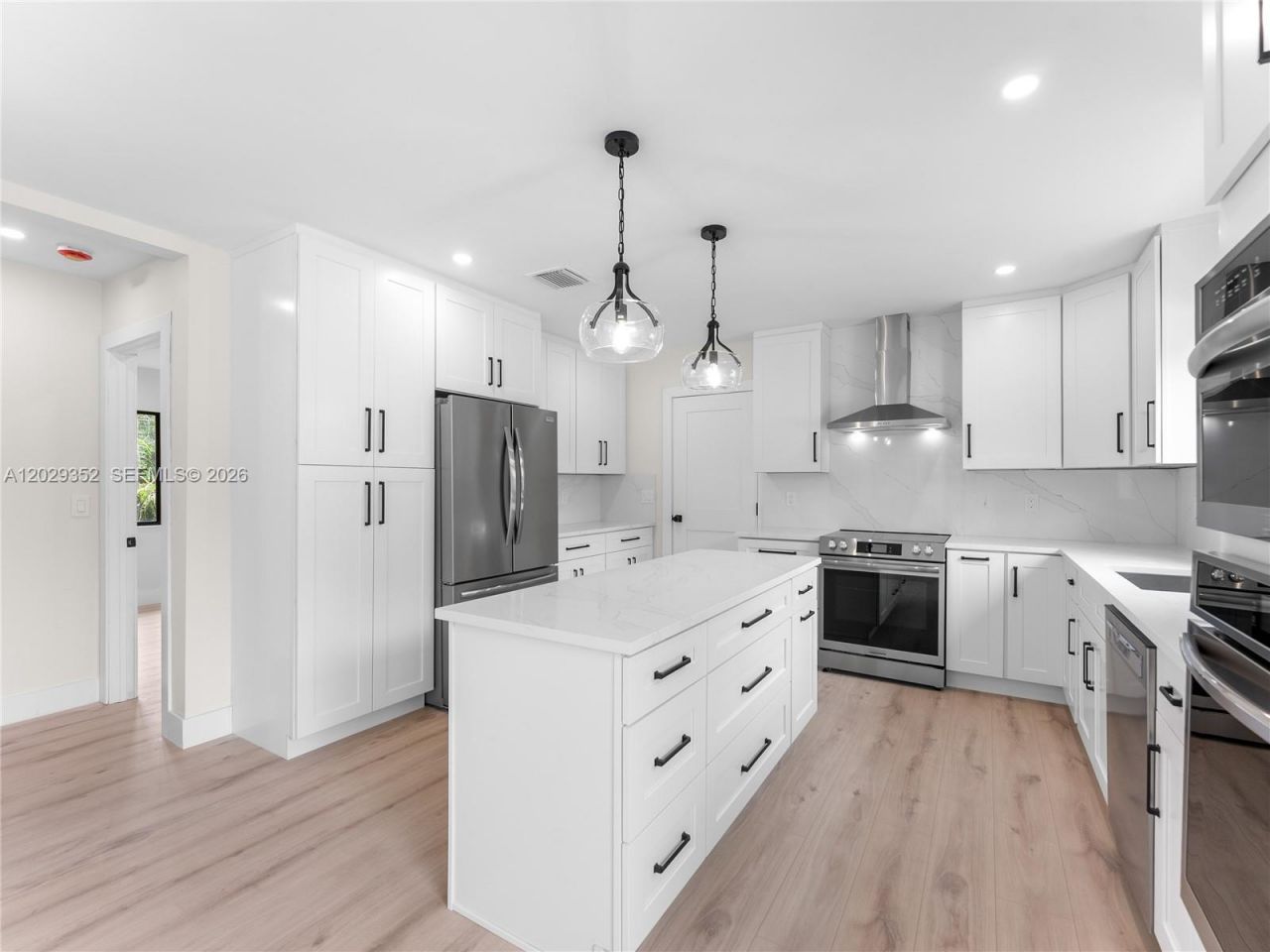 801 S Palmway, Lake Worth, FL 33460 Photo