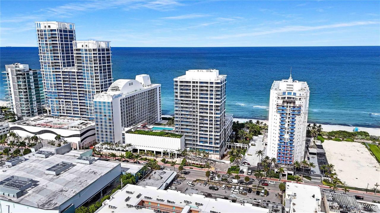 6801 Collins Ave , Unit 315, Miami Beach, FL 33141 Photo