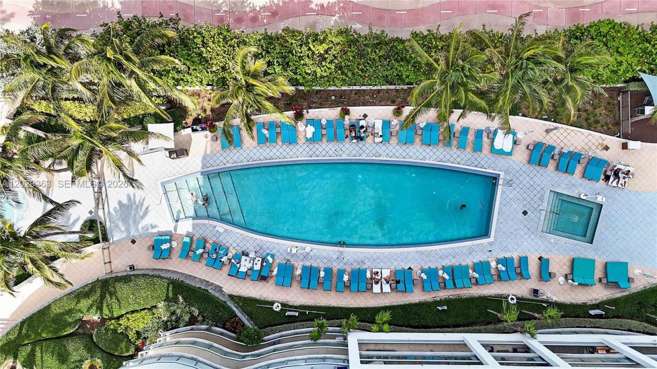 6801 Collins Ave , Unit 315, Miami Beach, FL 33141 Photo