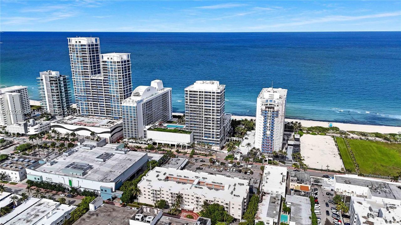 6801 Collins Ave , Unit 315, Miami Beach, FL 33141 Photo