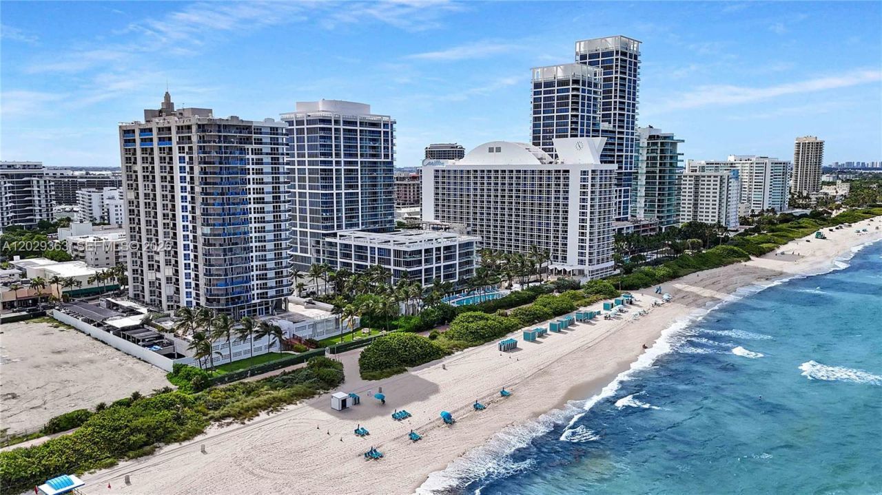 6801 Collins Ave , Unit 315, Miami Beach, FL 33141 Photo