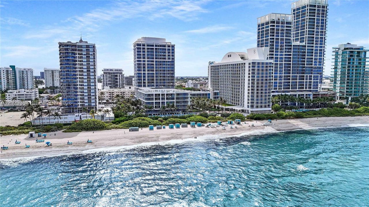 6801 Collins Ave , Unit 315, Miami Beach, FL 33141 Photo