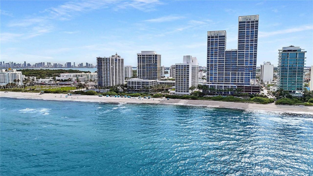 6801 Collins Ave , Unit 315, Miami Beach, FL 33141 Photo