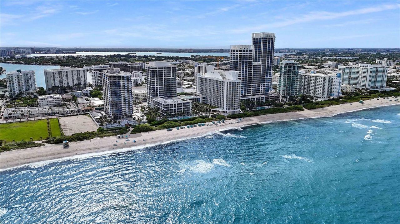 6801 Collins Ave , Unit 315, Miami Beach, FL 33141 Photo