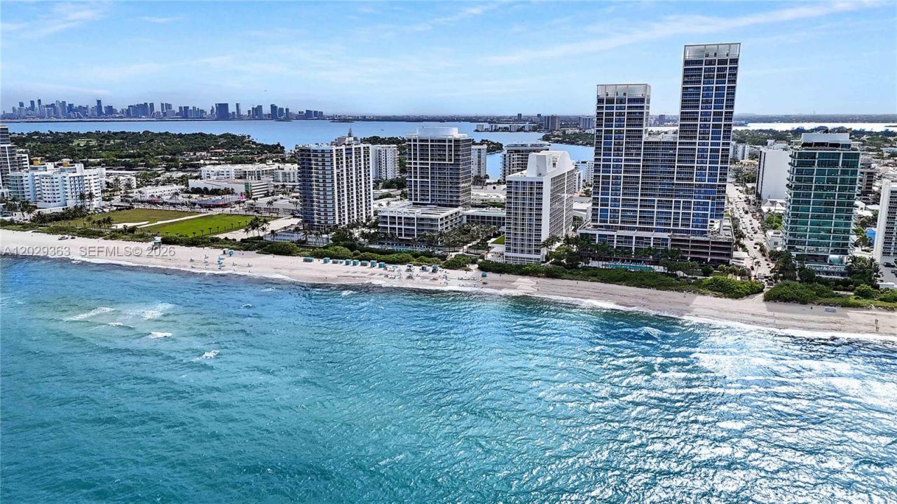 6801 Collins Ave , Unit 315, Miami Beach, FL 33141 Photo