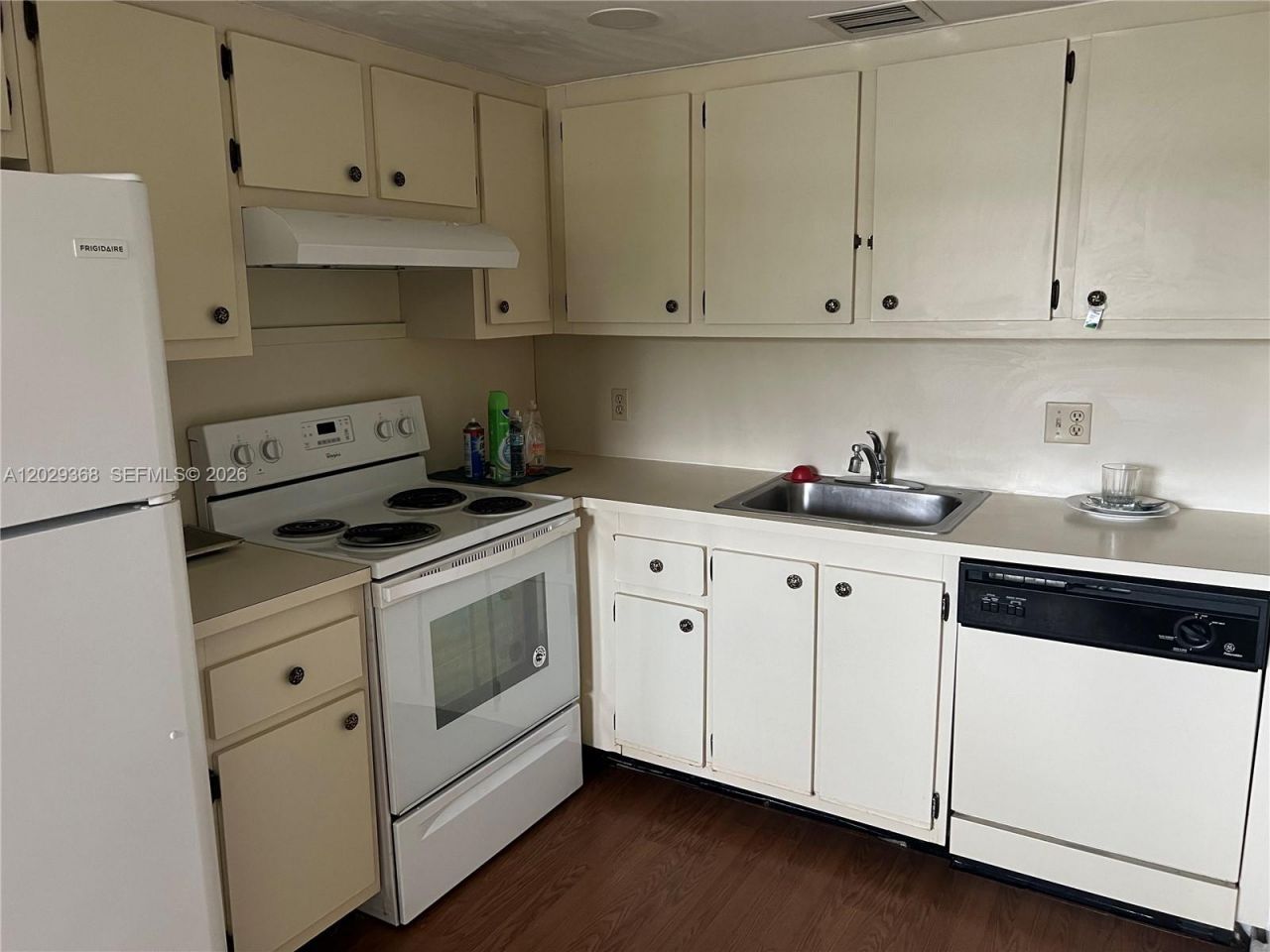 800 SW 131st Ave , Unit 206F, Pembroke Pines, FL 33027 Photo