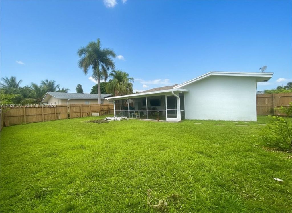 3166 NW 68th Ct, Fort Lauderdale, FL 33309 Photo