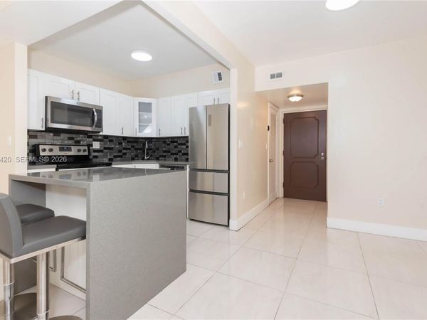 300 NW 42nd Ave , Unit 411, Miami, FL 33126