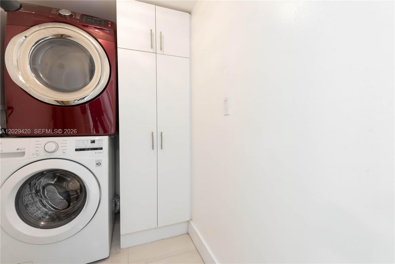 300 NW 42nd Ave , Unit 411, Miami, FL 33126 Photo