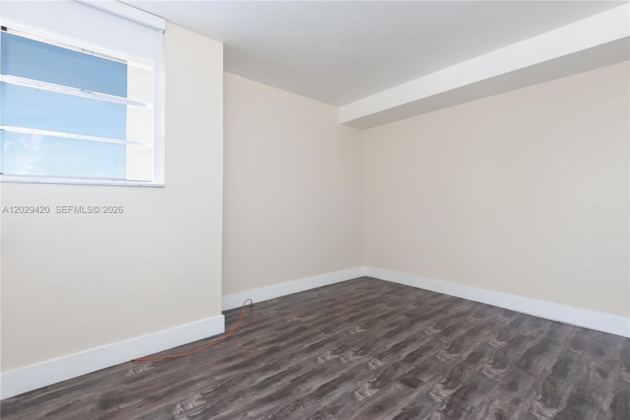 300 NW 42nd Ave , Unit 411, Miami, FL 33126 Photo