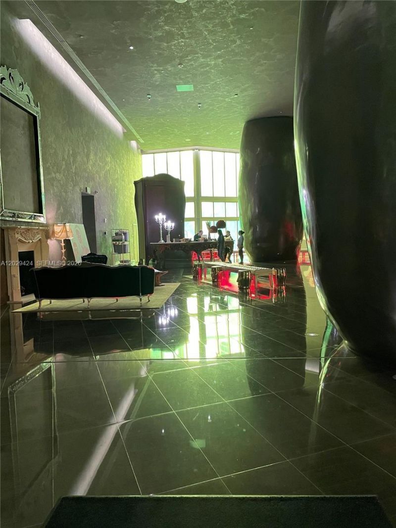 475 Brickell Ave , Unit 414, Miami, FL 33131 Photo