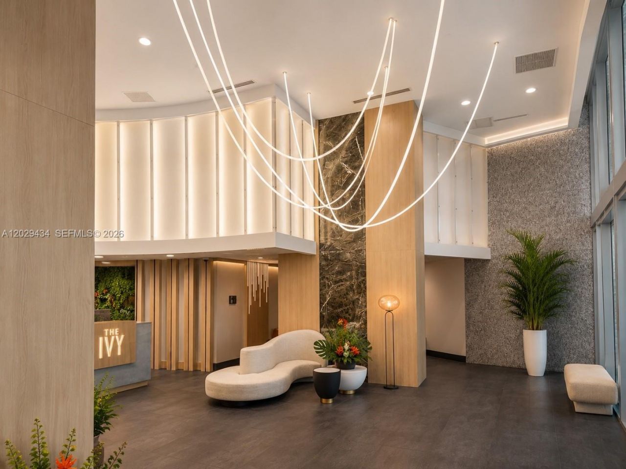 90 SW 3rd St , Unit 1703, Miami, FL 33130 Photo