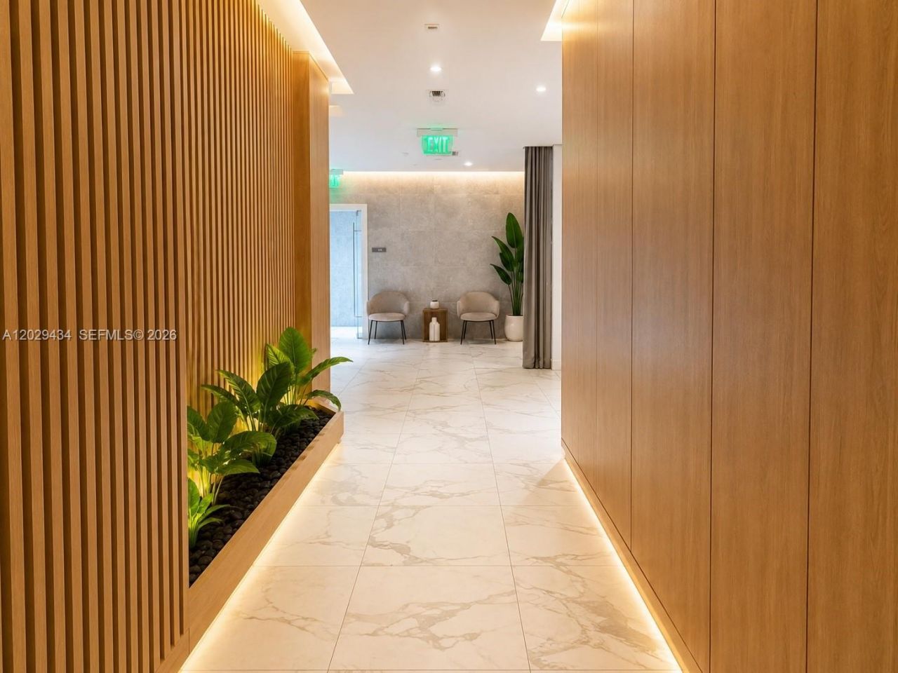 90 SW 3rd St , Unit 1703, Miami, FL 33130 Photo