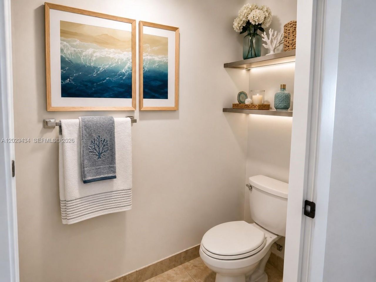 90 SW 3rd St , Unit 1703, Miami, FL 33130 Photo