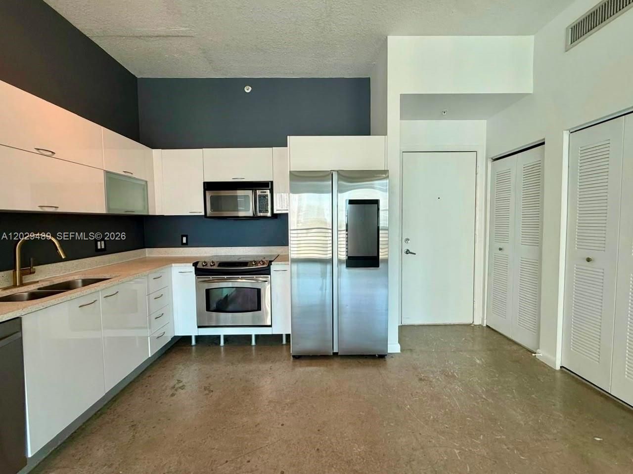 133 NE 2nd Ave , Unit 1905, Miami, FL 33132 Photo