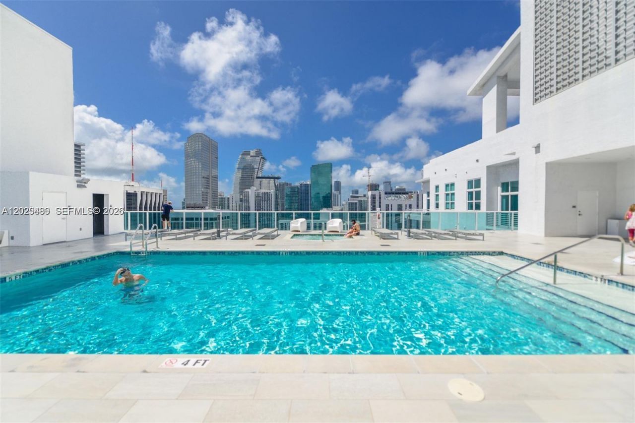 133 NE 2nd Ave , Unit 1905, Miami, FL 33132 Photo