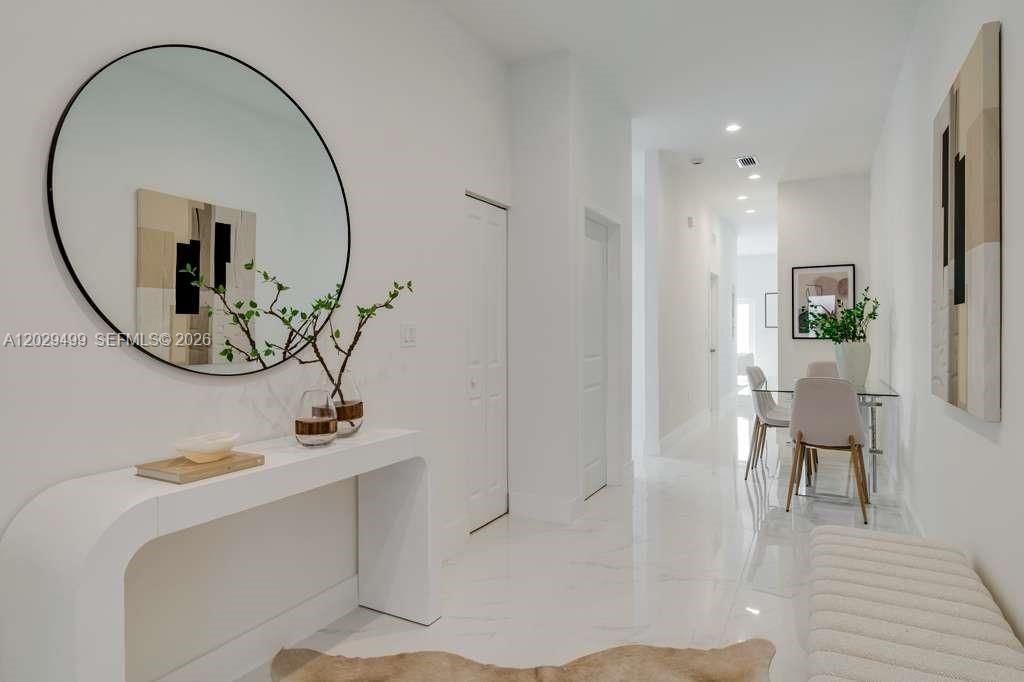 2938 NW 27th St , Unit 2938, Miami, FL 33142 Photo