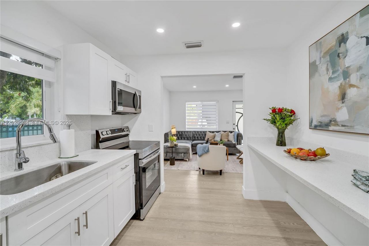 6404 Meade St , Hollywood, FL 33024 Photo