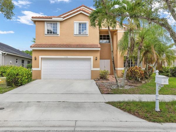 1140 Cedar Falls Dr , Weston, FL 33327