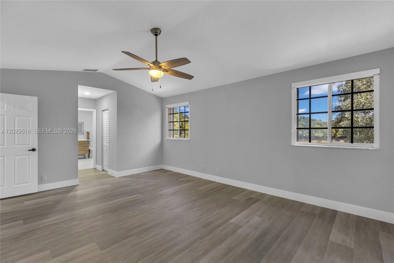 1140 Cedar Falls Dr , Weston, FL 33327 Photo