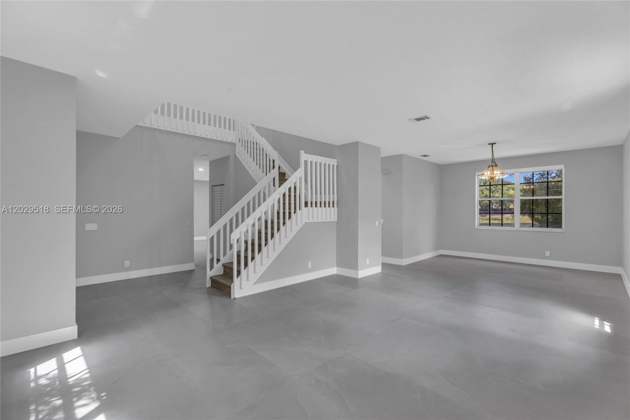 1140 Cedar Falls Dr , Weston, FL 33327 Photo