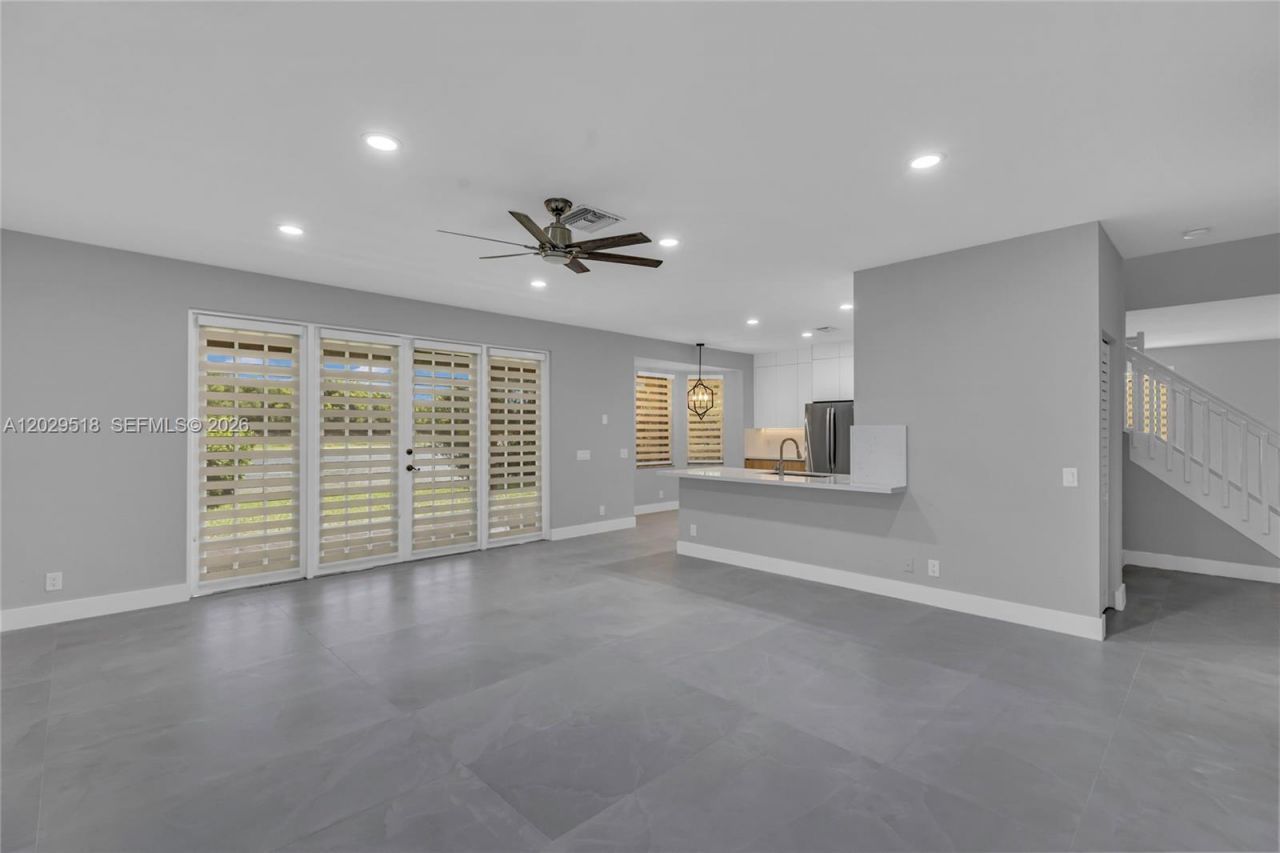 1140 Cedar Falls Dr , Weston, FL 33327 Photo