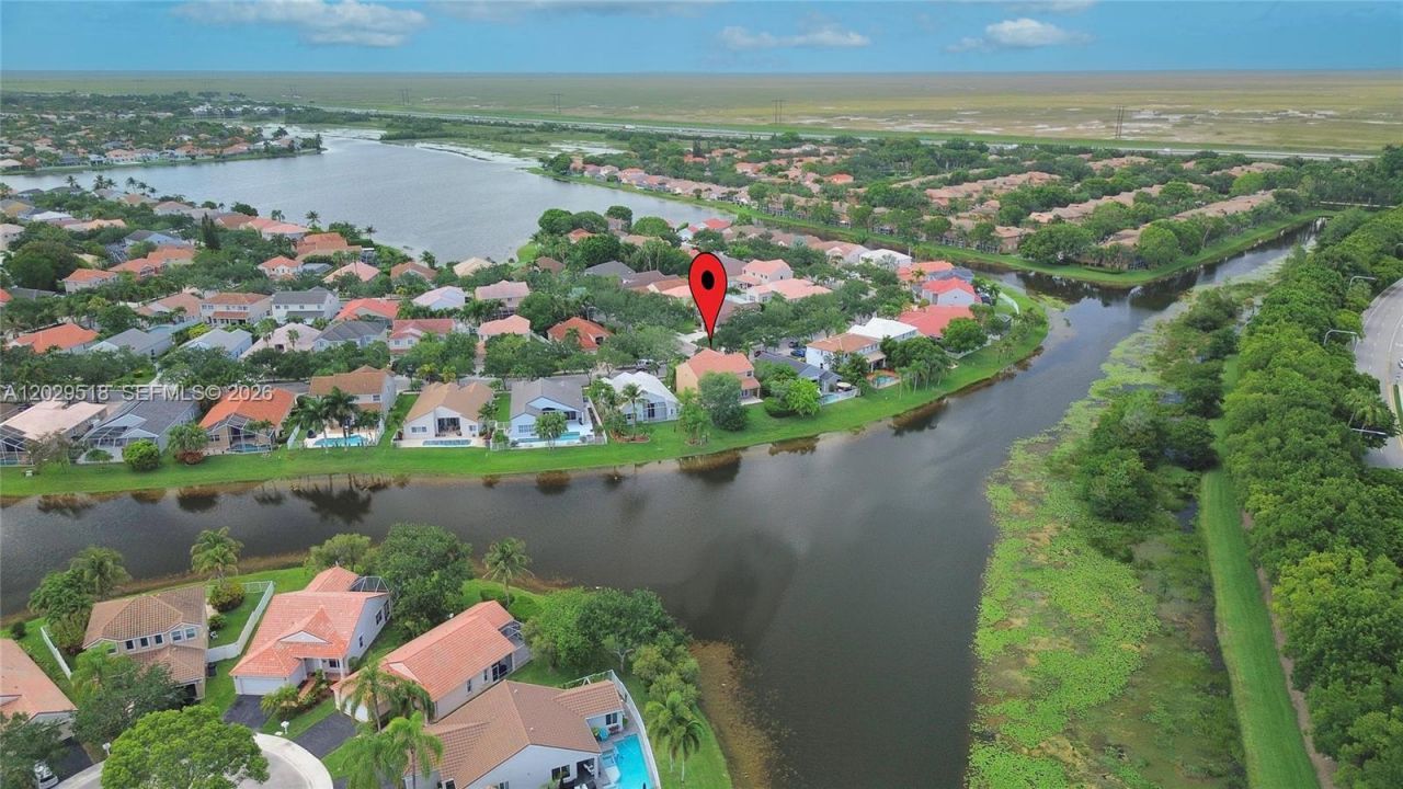 1140 Cedar Falls Dr , Weston, FL 33327 Photo