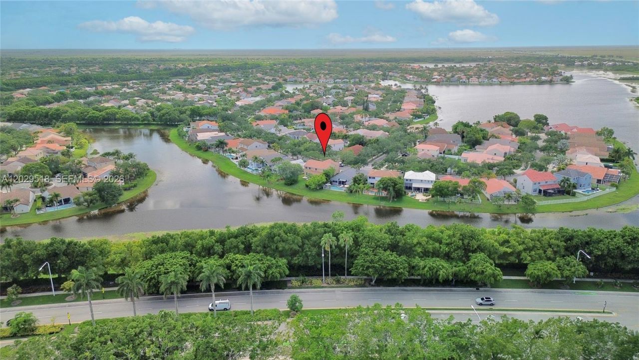 1140 Cedar Falls Dr , Weston, FL 33327 Photo