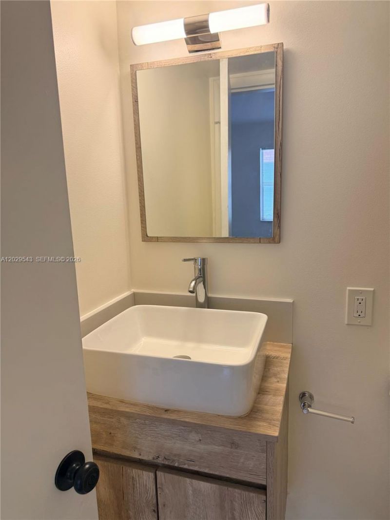 260 S Cypress Rd , Unit 108, Pompano Beach, FL 33060 Photo