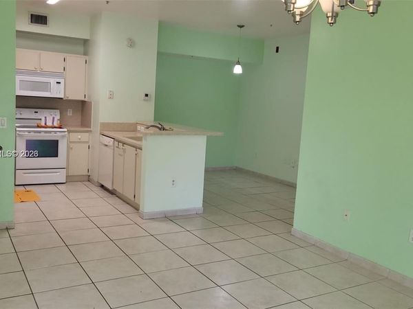 7300 NW 114th Ave , Unit 307-6, Doral, FL 33178