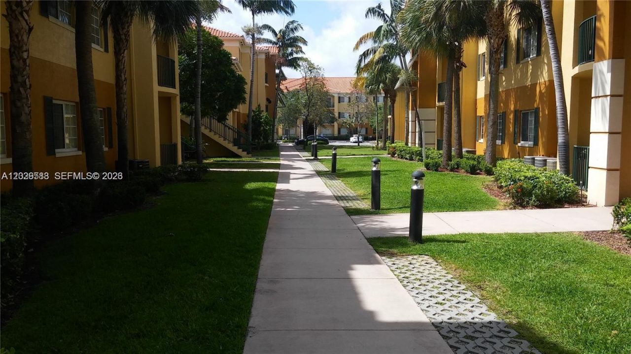 7300 NW 114th Ave , Unit 307-6, Doral, FL 33178 Photo