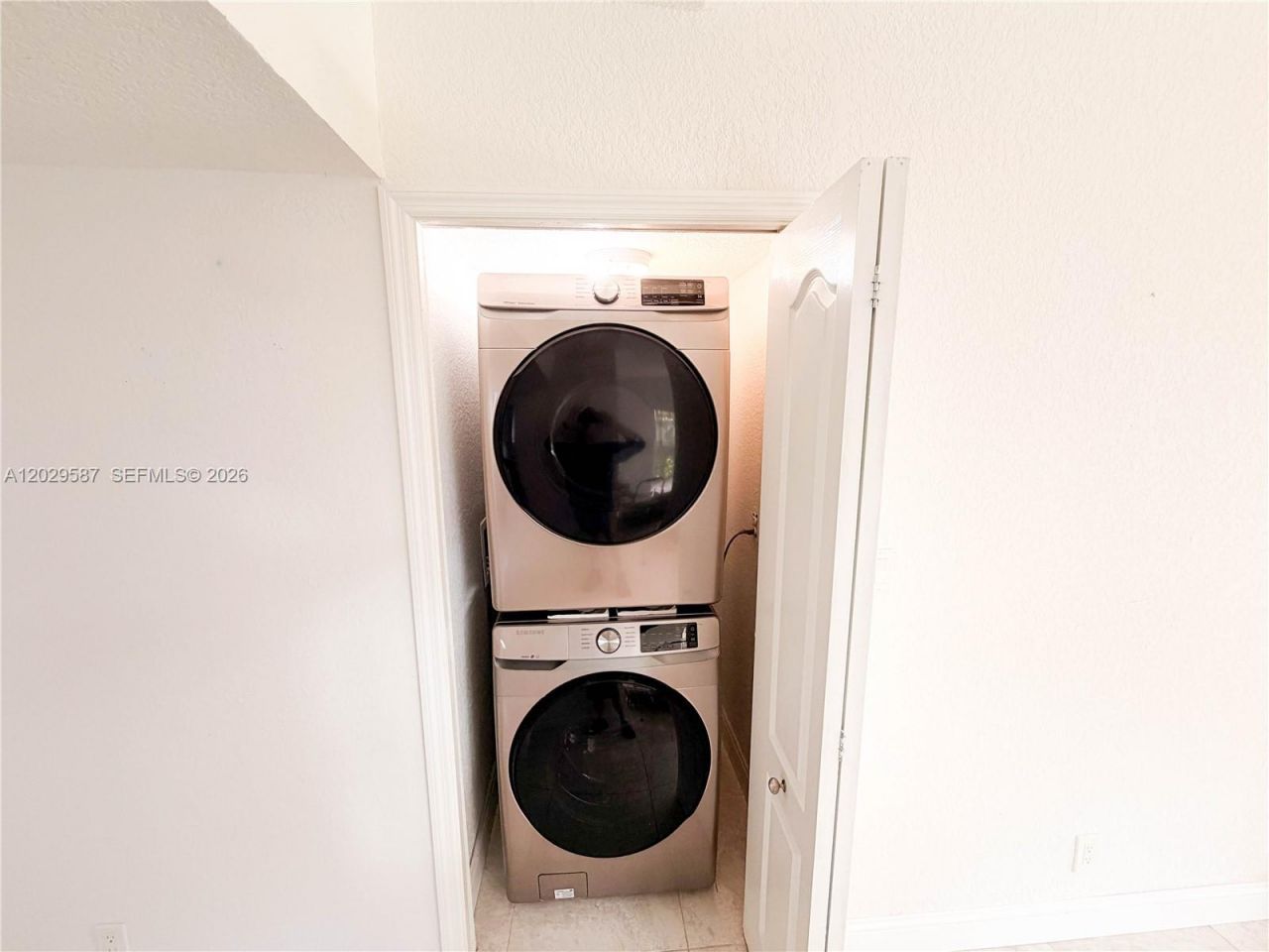 16295 Laurel Dr, Unit 2, Weston, FL 33326 Photo