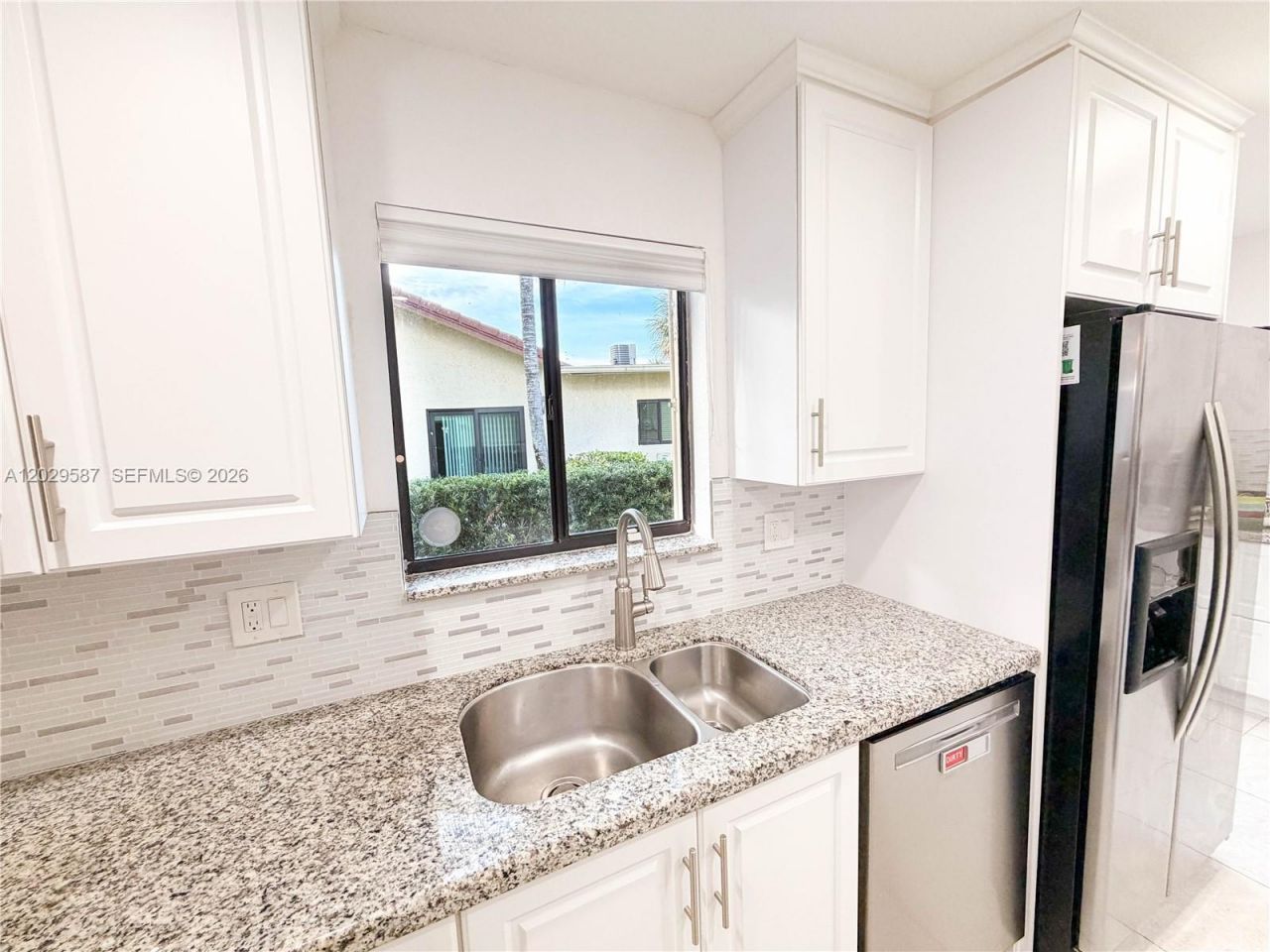 16295 Laurel Dr, Unit 2, Weston, FL 33326 Photo