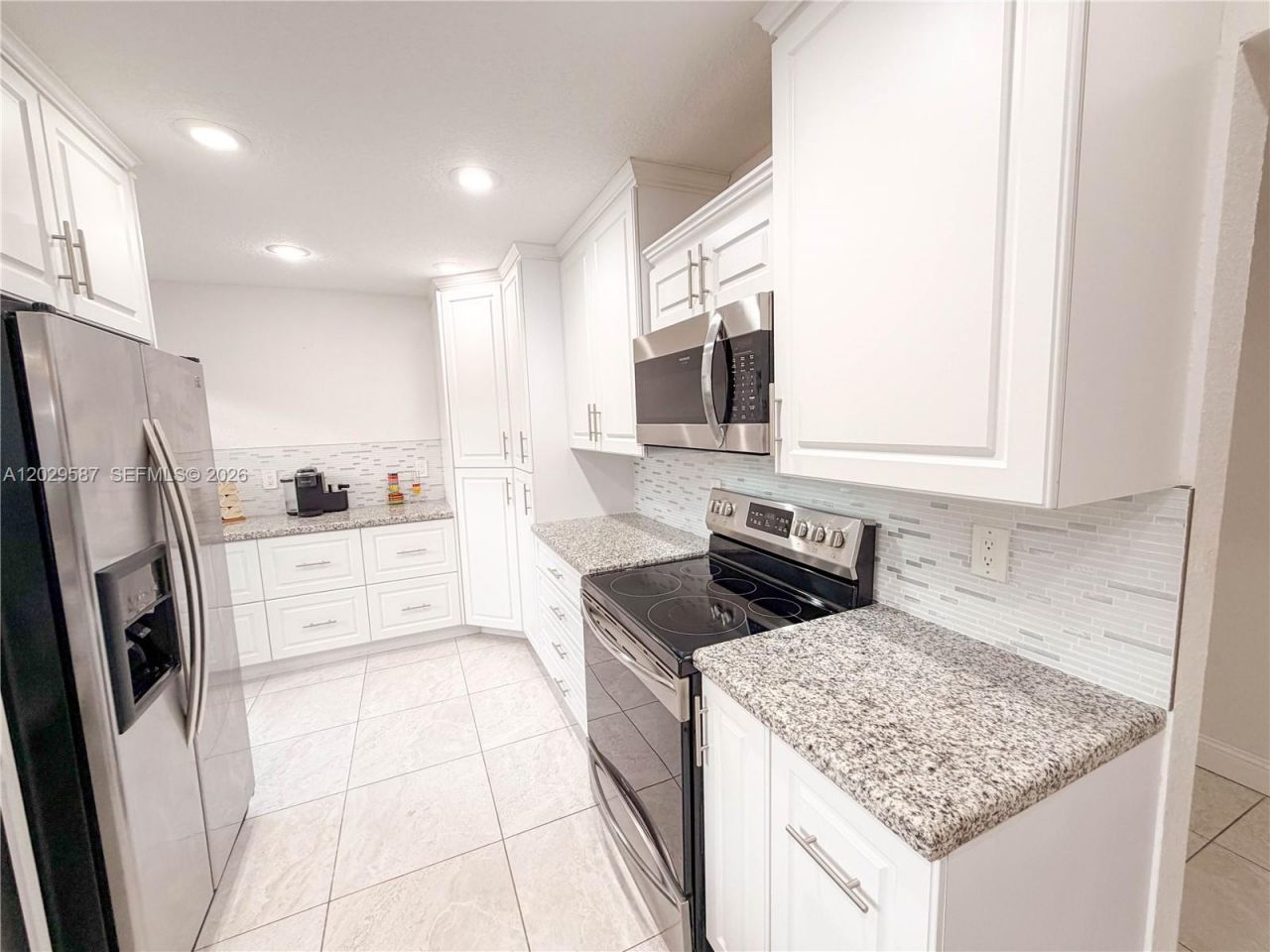 16295 Laurel Dr, Unit 2, Weston, FL 33326 Photo